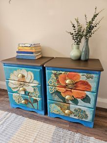Bedside lockers