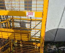Forklift/Teleporter Man Cage