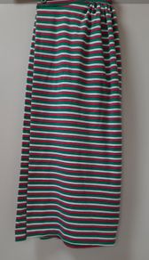 Lovely beach wrap around skirt wirh 2 pockets