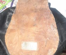 Antique Leather Cash Bag BR T.A.O. Enfield,