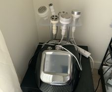 Fat melting -  ultrasound cavitation/radiofrequency/lymphatic drainage machine