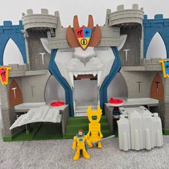 Lions kingdom castle playset