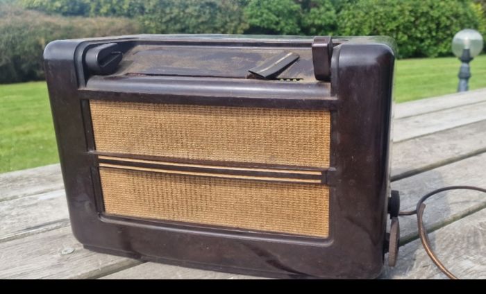Vintage Philips Valve Radio  For Restoration