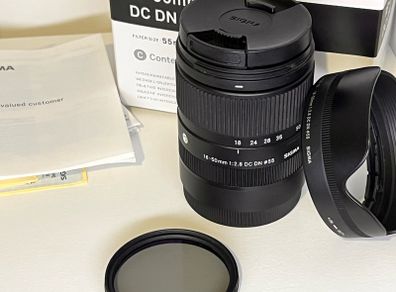 Sigma 18-50mm f/2.8 DC DN Contemporary