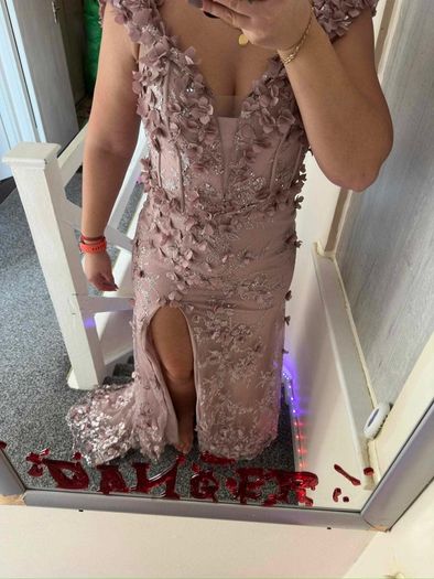 dres size 8 10