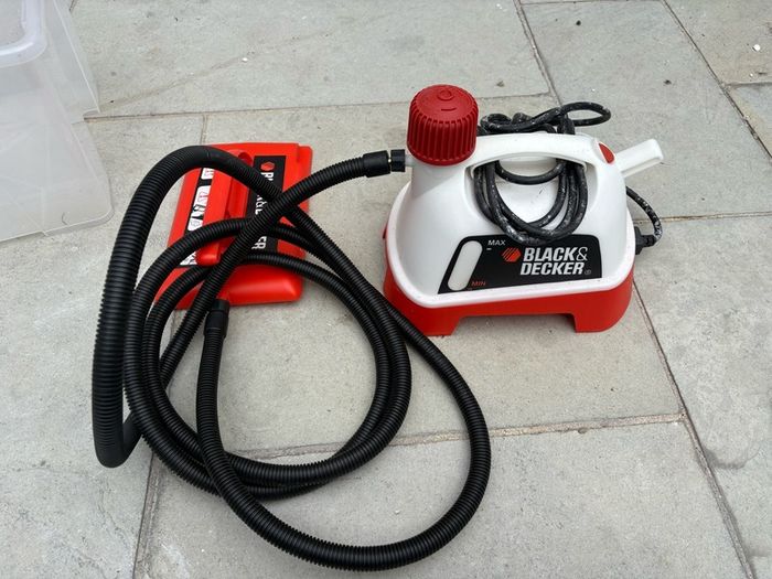 Black & Decker steamer