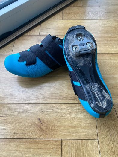 Fizik Tempo cycling shoes