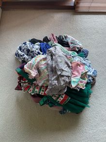 Big pack of girls clothes, mostly 4-5 years old
