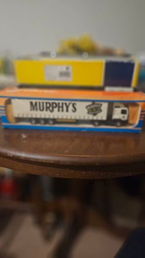 Tekno Murphy's Brewery DAF 85CF Curtainsider model
