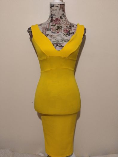 Boohoo Petite Bodycon Dress, New With Tags