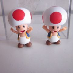 Super Mario Jakks Two Toad Figures 2"
