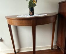 Hall table