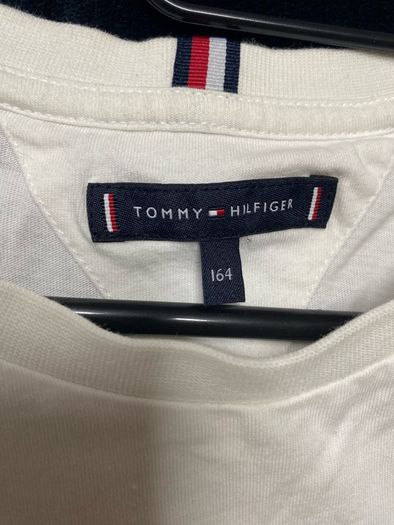 tommy hilfiger Tee shirts