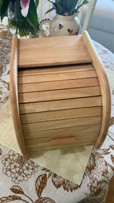 Bread bin