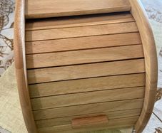 Bread bin