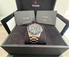 Tudor Pelagos 42mm (Box, papers, warranty card etc)