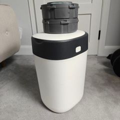 Tommee Tippee Twist & Click bin