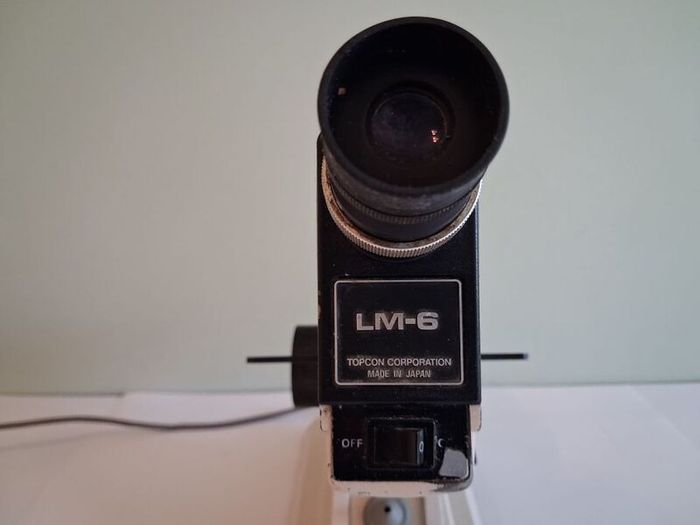Postage - Topcon LM 6 Microscope - Not Powering up
