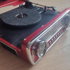 ION Mustang 4-in-1 Turntable Entertainment System - Red