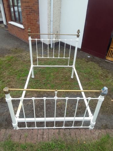 Double Bed