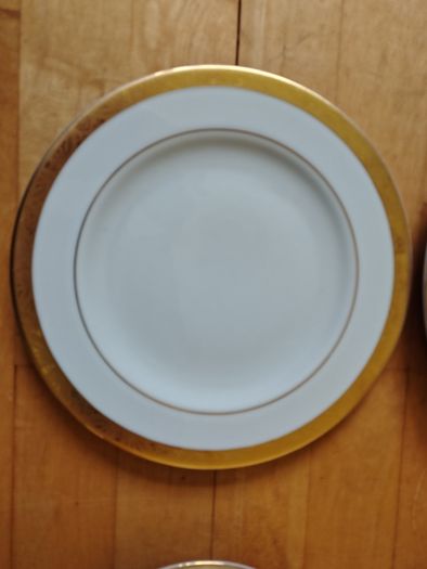 Dinner set