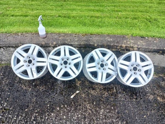 6 sets of Vag alloy wheels for sale, garage clear out