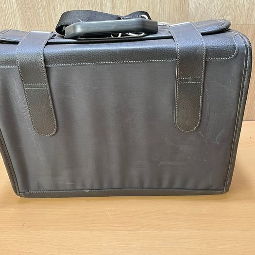 Samsonite Airline Pilot Attache Briefcase - Vintage - Black - Shoulder Strap