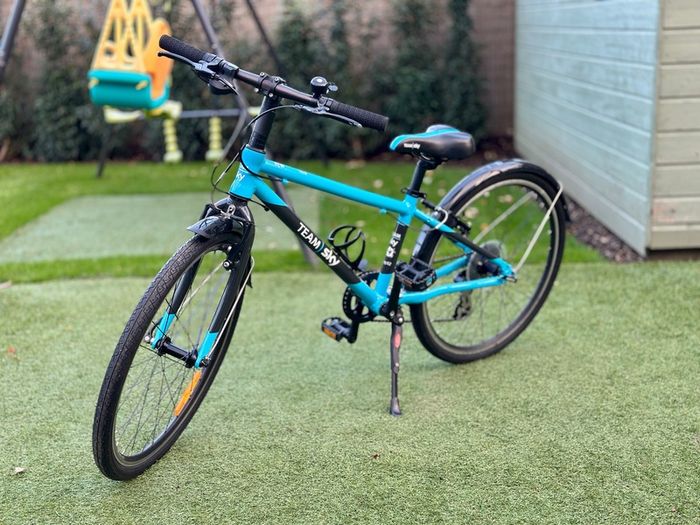 Team Sky Frog 62 kids bike