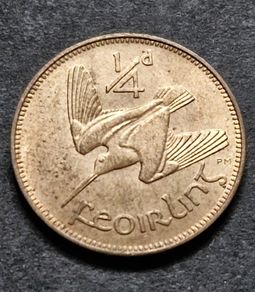 Beautiful Ireland 1946 Farthing 1/4 d coin