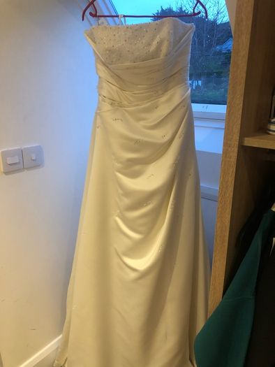 wedding dress