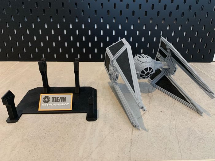 Star Wars - TIE Interceptor 3D Model (Free postage)