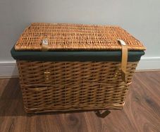 Hamper / Gift basket