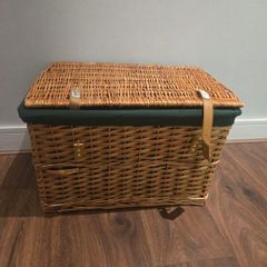 Hamper / Gift basket