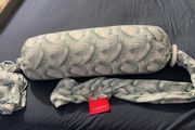 bbhugme nursing pillow
