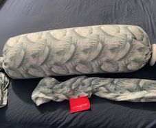 bbhugme nursing pillow