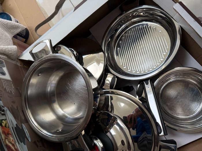 Stainless Steel Pots and Pan