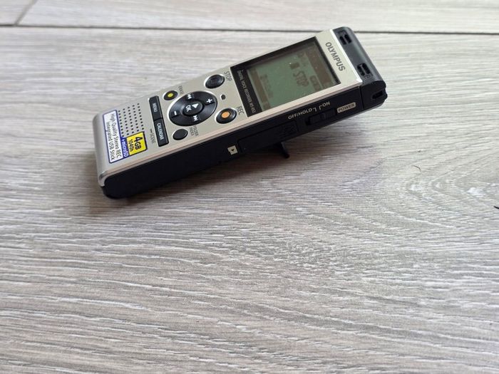 Olympus WS 852 Voice Recorder (Free Post)