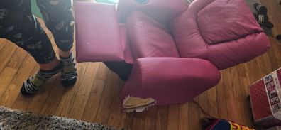 Kids reclinable armchair pink. Used