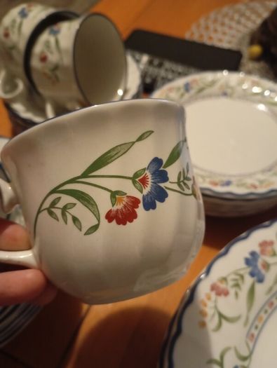 Vintage Strafford shire Hampton set