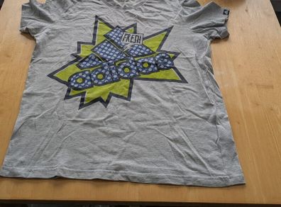 Selection of Adidas tshirts in large for sale