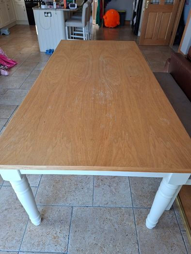 Kitchen table