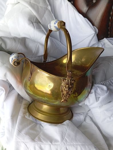 Antique clearance
