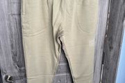 BNWT Under Armour Bottoms - XL