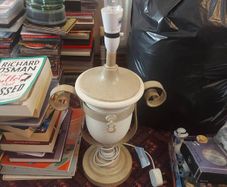 Table lamp