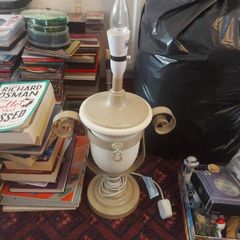Table lamp