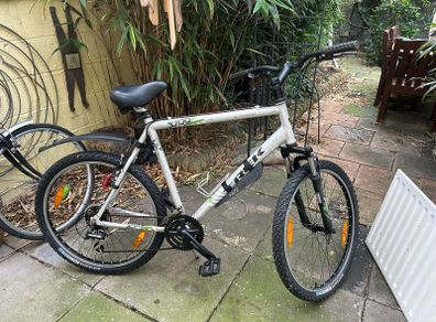 Trek 3700 "3 series" mountain bike