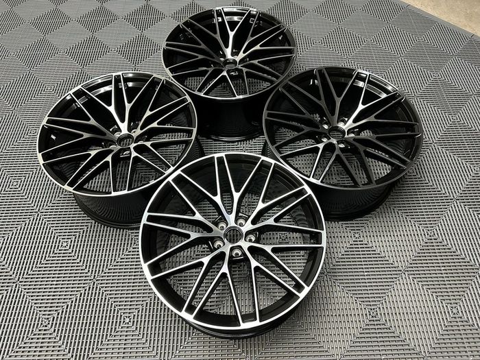 21" Inch Porsche Macan Spyder Style Alloy Wheels BMW 7 Series G70 5X112 66.6