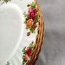 Royal Albert "Old Country Roses" 20 cm Luncheon Plate Image 2