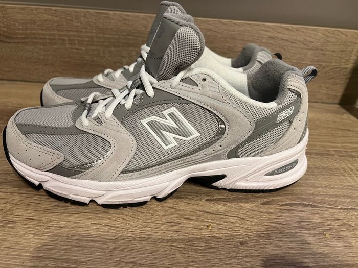 Brand New-new Balance 530 Trainers-