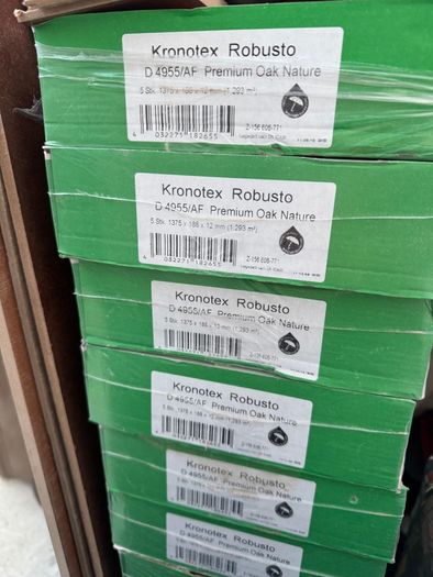10 boxes - Laminate Flooring 12mm Kronotex Robusto 4V AC5